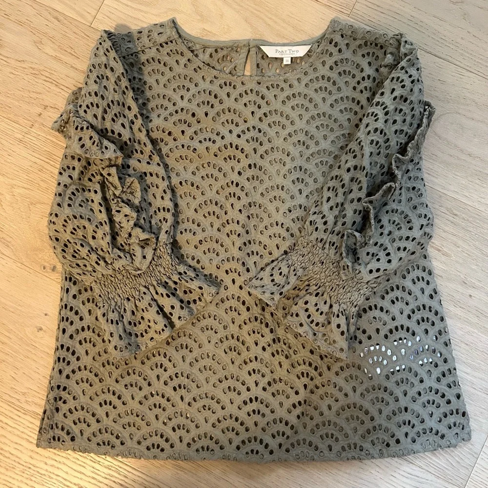 Part Two Eyelet Blouse - Picture 4 of 7